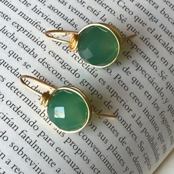 Green Aventurine drops statement dangle earrings - Picture 6 of 6